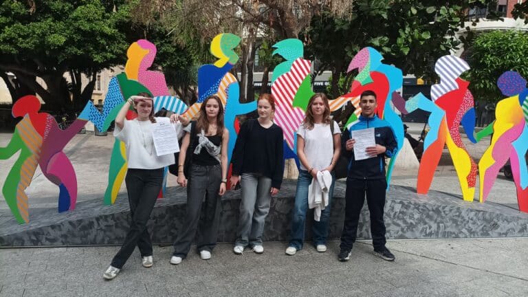 Lire la suite à propos de l’article Un Échange Culturel Enrichissant Entre Collégiens Français et Espagnols Grâce à Erasmus