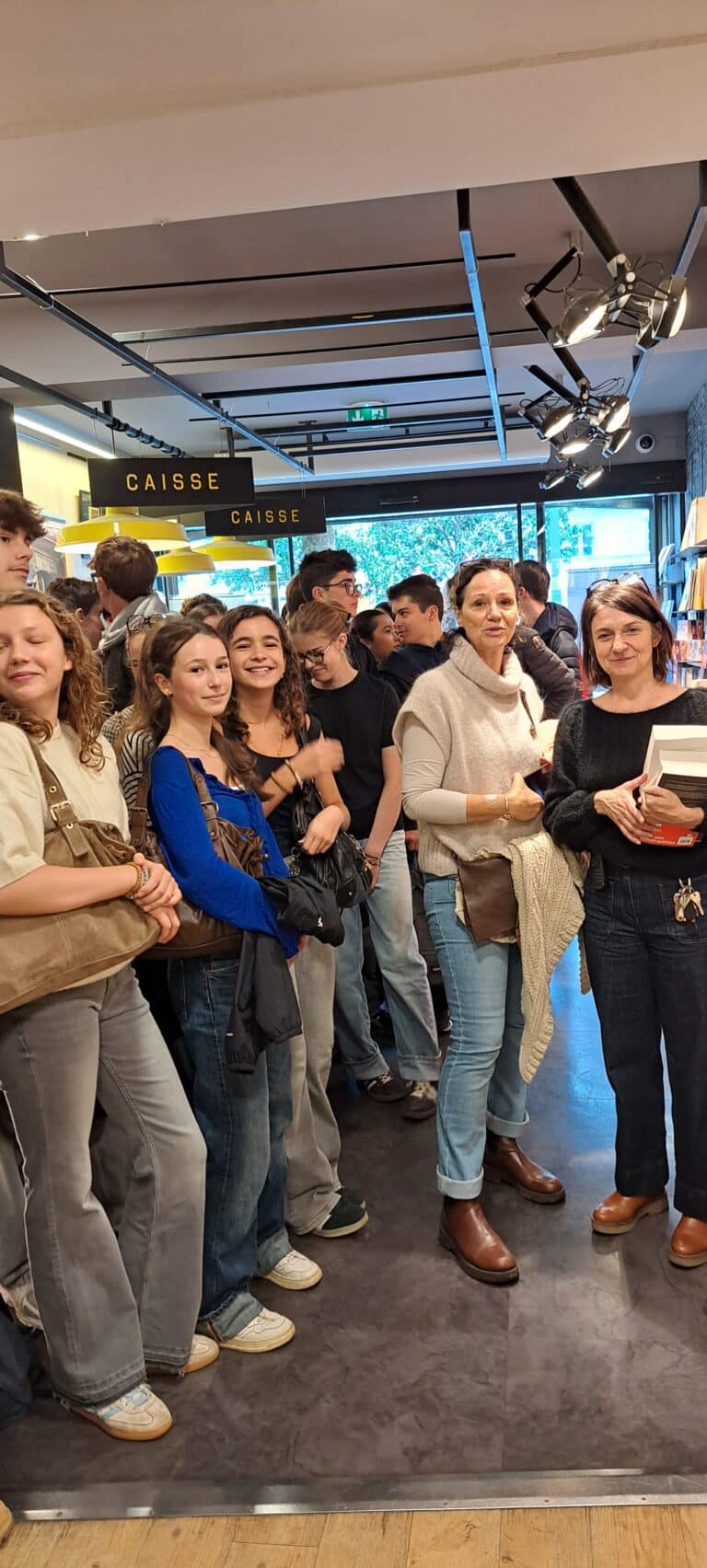 Lire la suite à propos de l’article Rentrée littéraire avec les secondes F à la librairie Durance