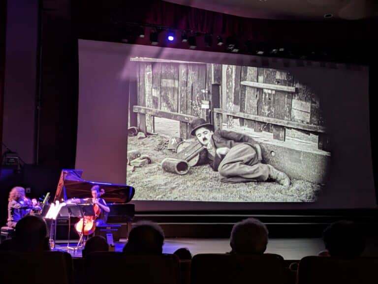 Lire la suite à propos de l’article Sortie culturelle options arts plastiques et musique